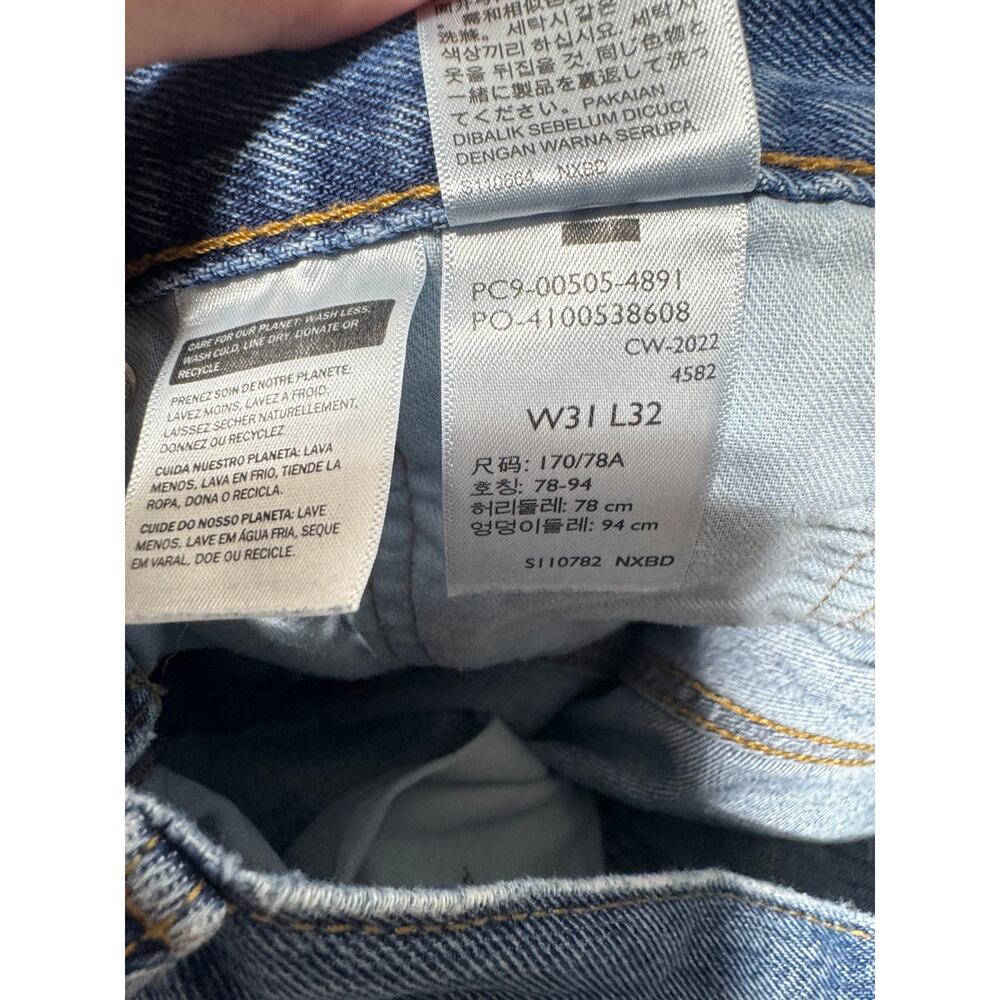 Levi's 505 Straight Jeans Men's 31x32 Blue 5 Pocket Denim Medium Wash Button - Picture 11 of 13